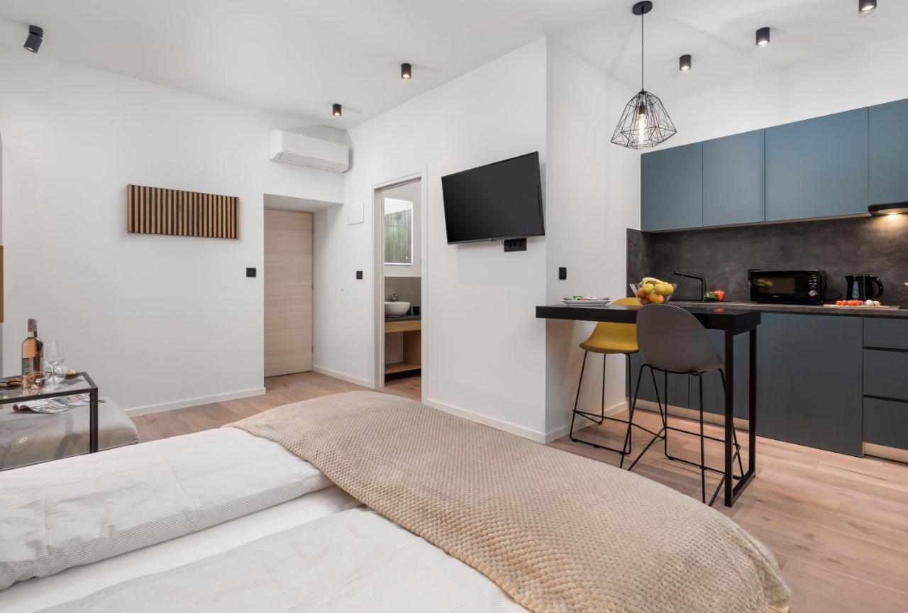 Deluxe Apartments "In The Center" Rijeka Extérieur photo