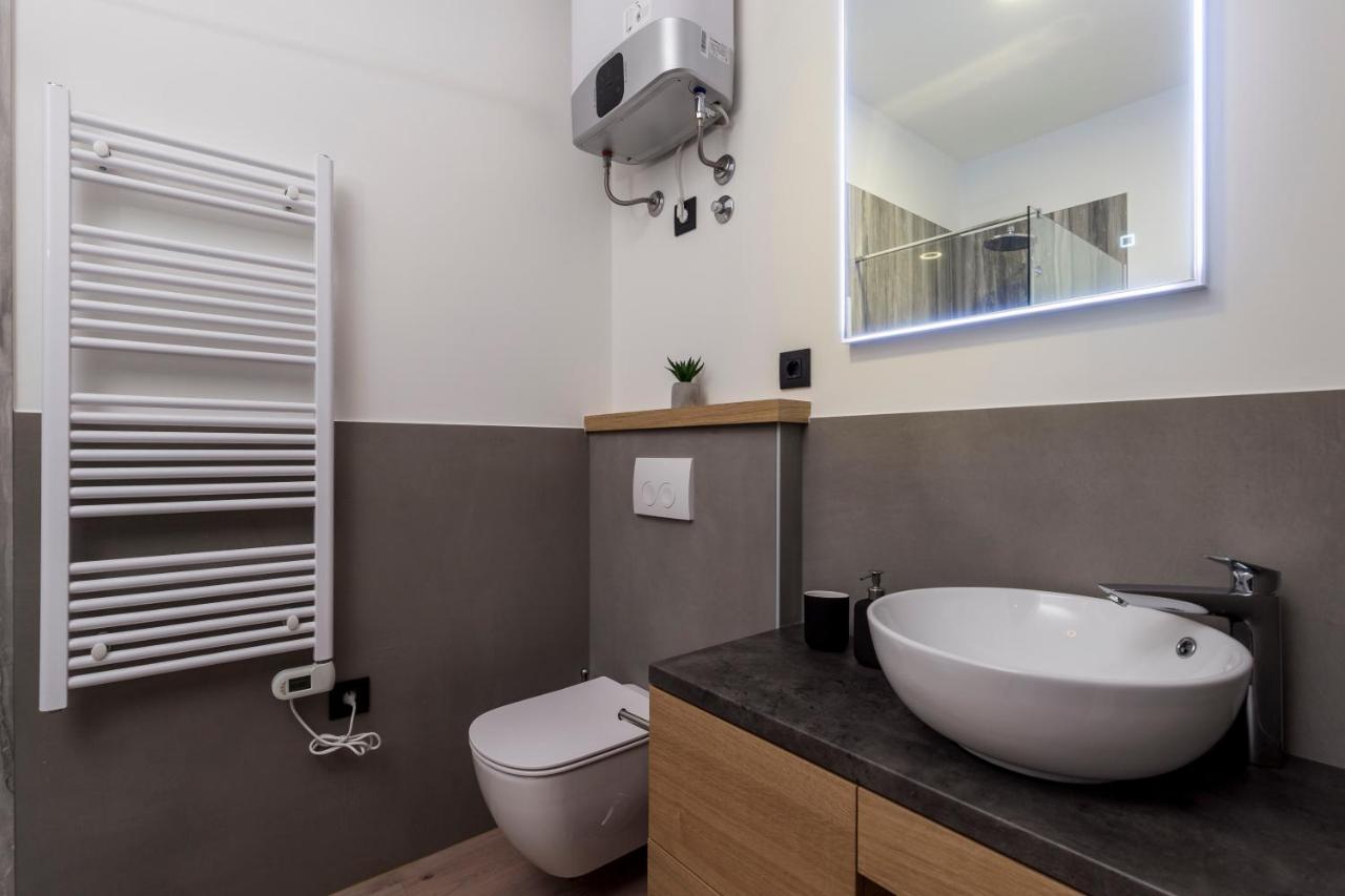 Deluxe Apartments "In The Center" Rijeka Extérieur photo